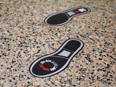 Fußbodenaufkleber Vorlagen für Fußabdrücke, Schuhabdrücke und Fußspuren